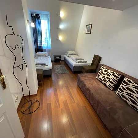 Labo Wola * Warszawa